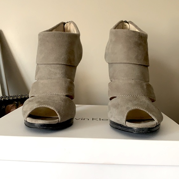 Calvin Klein Patrish Kid Suede Heels - Picture 2 of 7